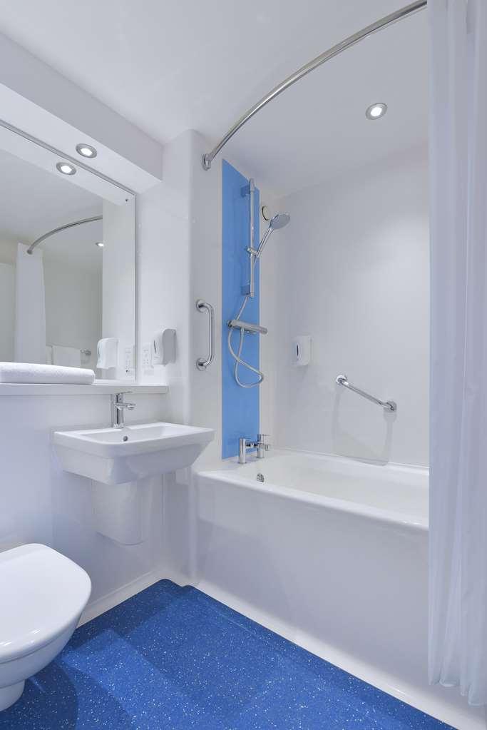 Travelodge Хейстингс Стая снимка