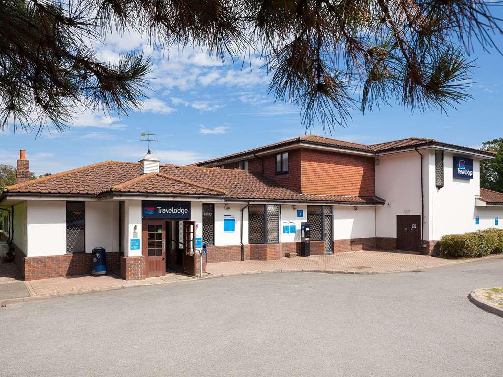 Travelodge Хейстингс Екстериор снимка