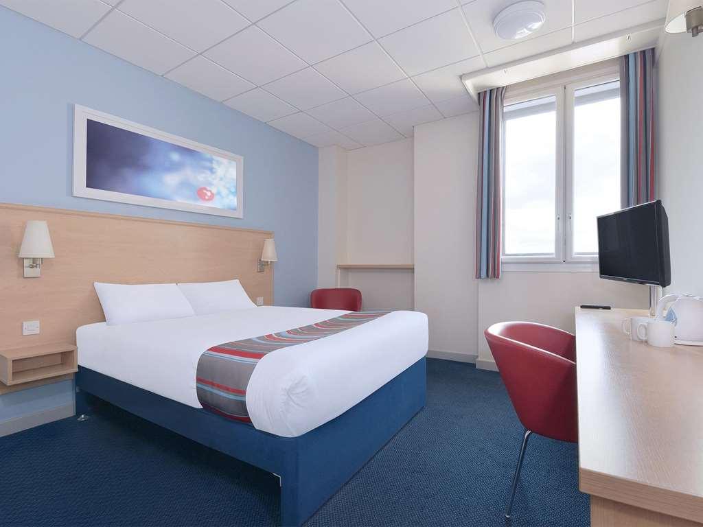 Travelodge Хейстингс Стая снимка