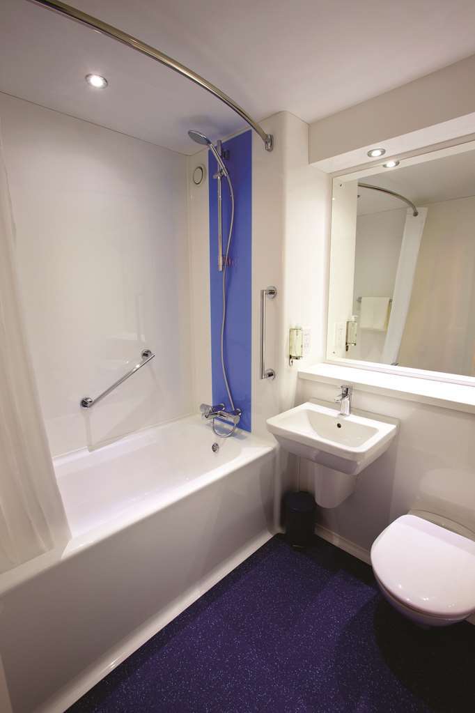 Travelodge Хейстингс Стая снимка